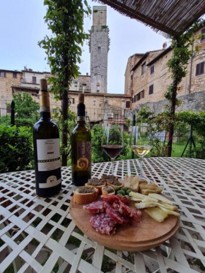 Fabio Apartments San Gimignano